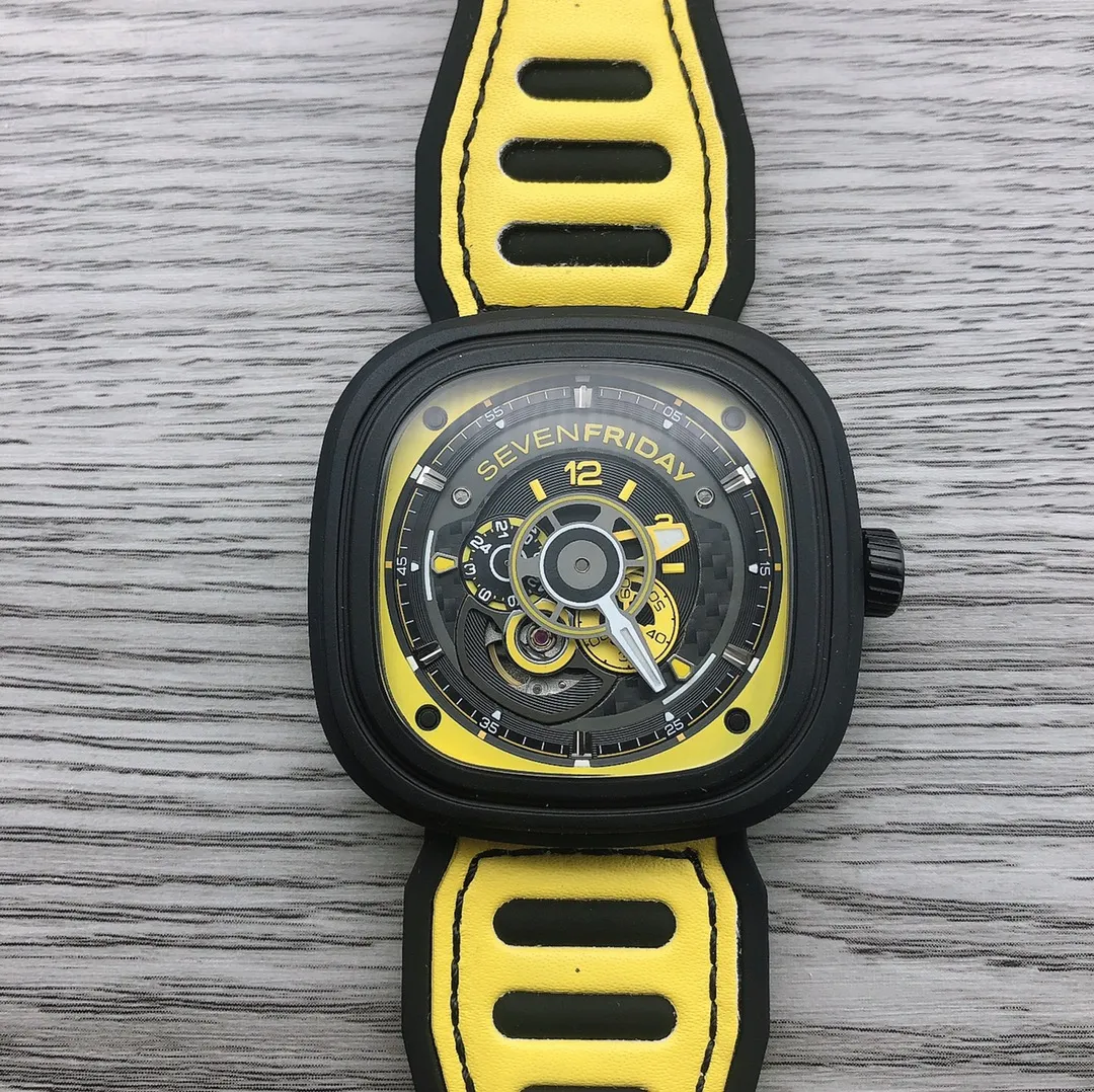 【Authentic Tmall】💰1640! Seven Friday-Seven Friday men's watch P6B/03. P6B/06 shipped! The design is inspired by racing cars. It is very handsome. The strap is specially made. It is different from the ones made by external manufacturers. Most of them on the market do not have the thickness of genuine products and the colors are not right. Supports Apple, Android, NFC, and super luminous display.